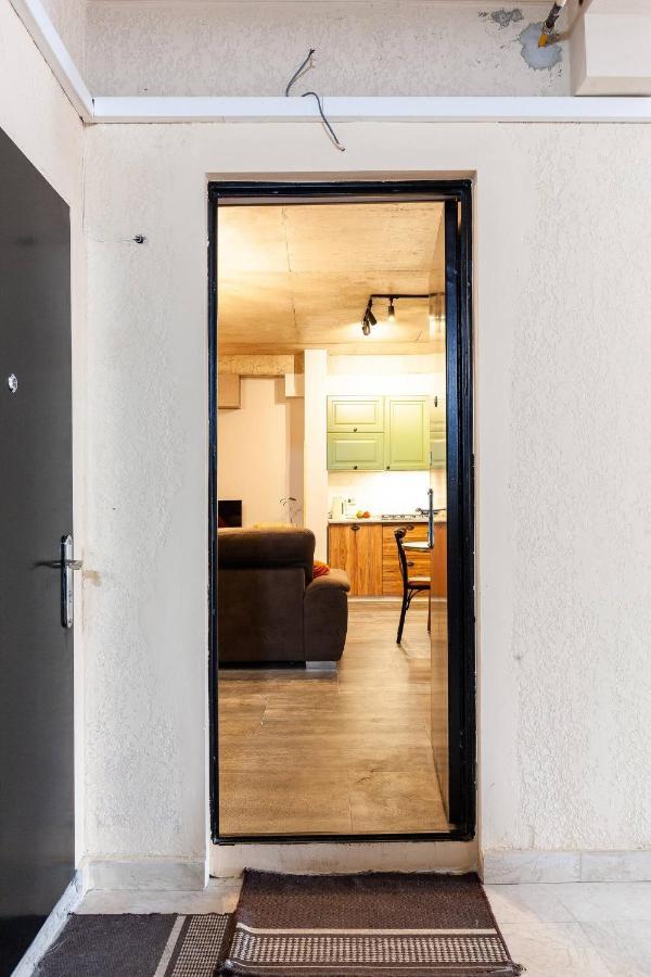 Veli Group Apartment Near White Bridge ° Kʼutʼaisi Exterior foto